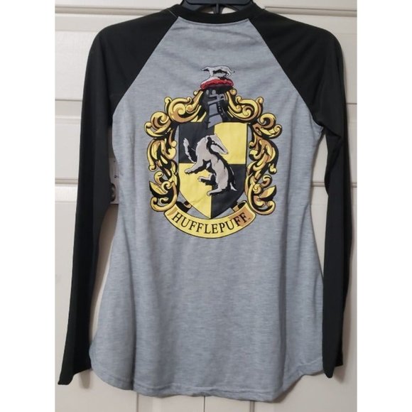 Harry Potter Hufflepuff Long Sleeve Women's Shirt XS Size - Picture 2 of 4